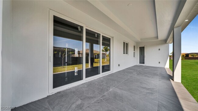 Building Photo - 1029 NW 35th Pl