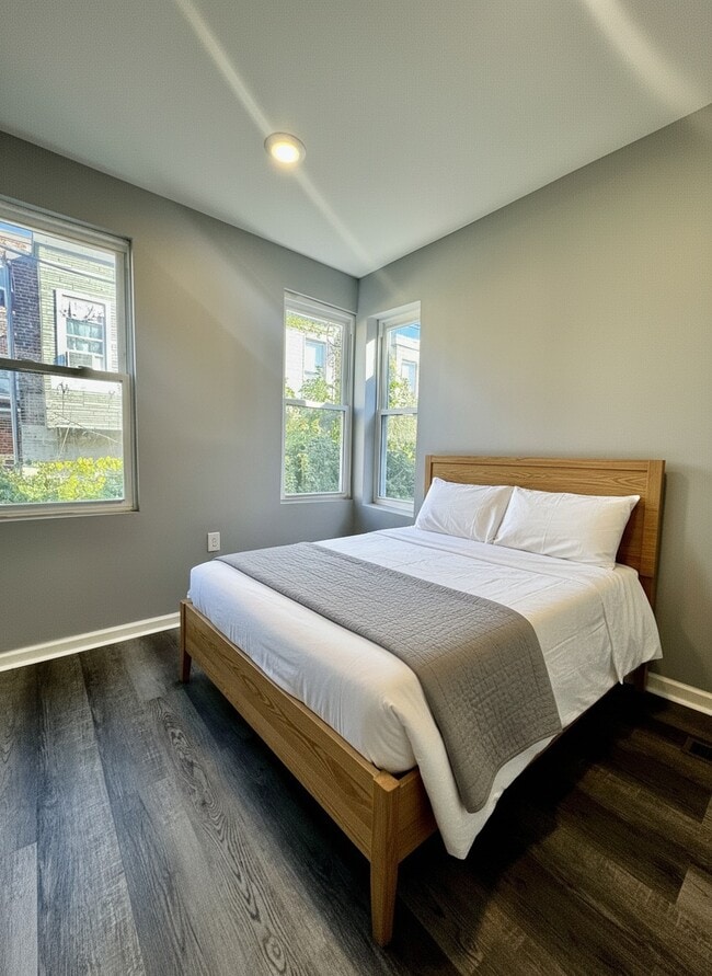 Building Photo - 2661 N Colorado St