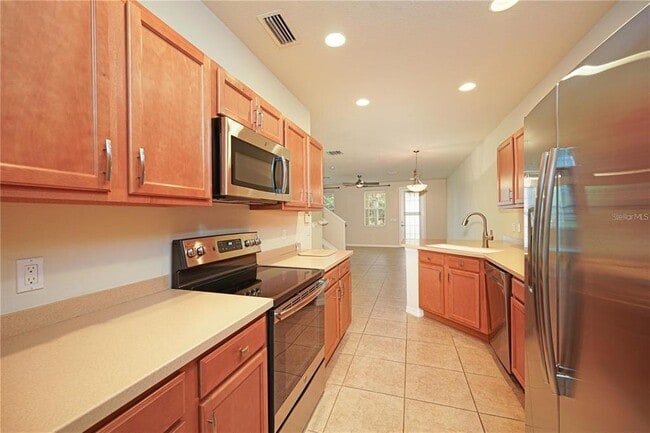 Building Photo - 3770 82nd Ave Cir E