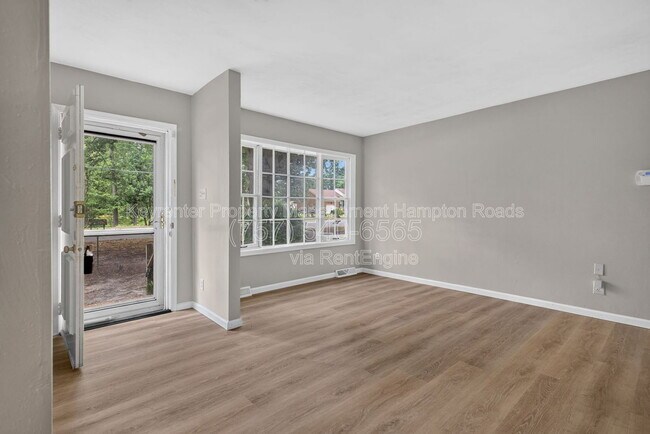 Building Photo - 4503 Leeward Dr