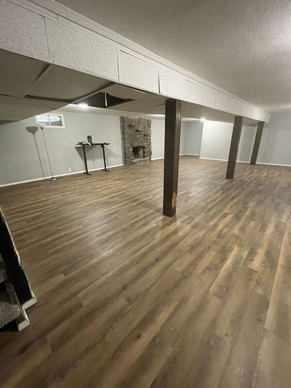 Building Photo - 2556 W Cardinal St