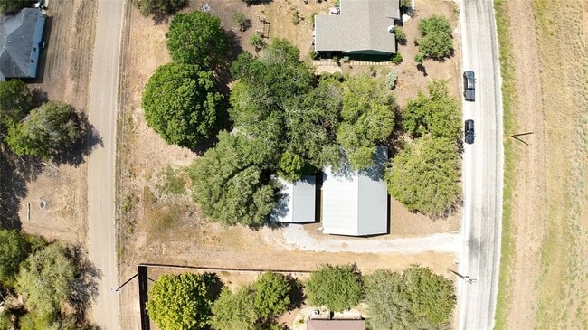 Building Photo - 1303 Lovers Ln