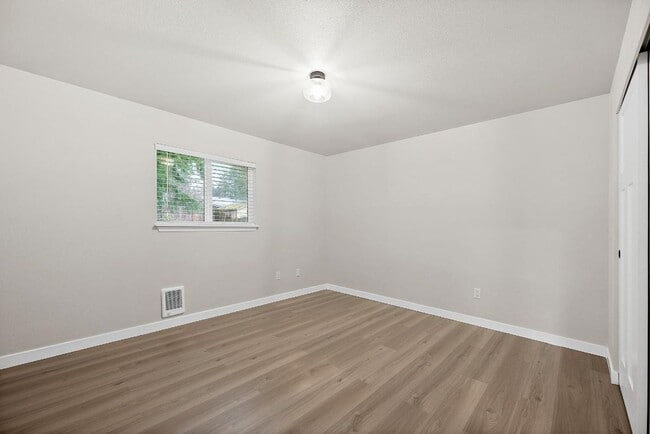 Building Photo - Light & Airy 2-Bedroom Olympia Home with Private Baths & Spacious Backyard!