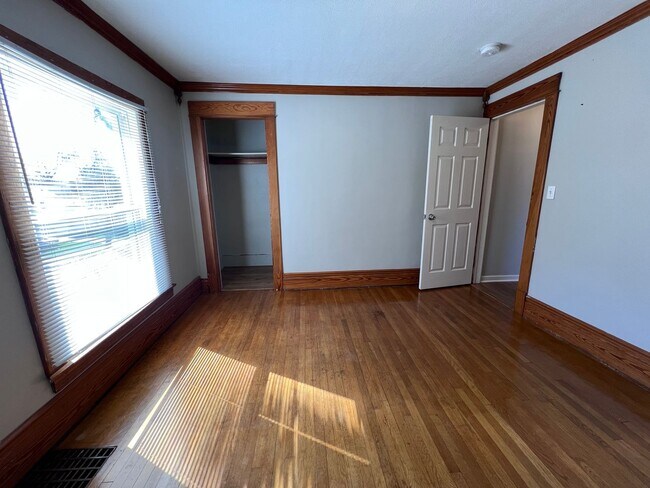 Building Photo - Updated 4-Bedroom Home!