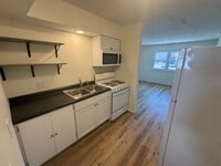 Building Photo - 208 Lindell Dr