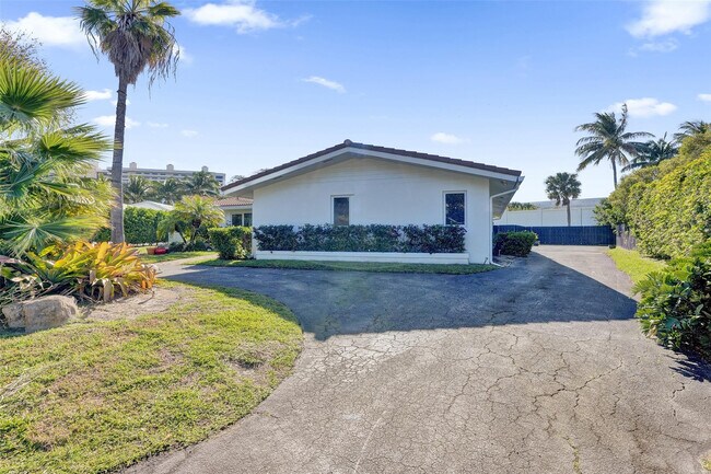 Building Photo - 26 Cayuga Rd