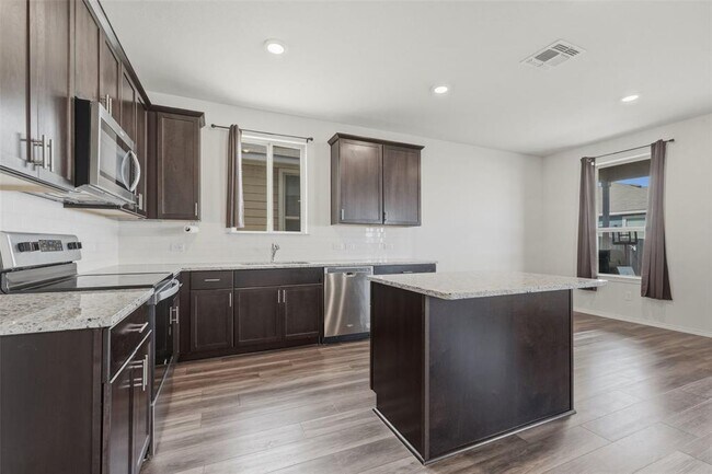 Building Photo - 201 Katie Elder Dr