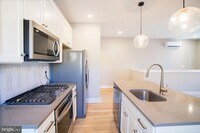 Building Photo - 129 S 49th St