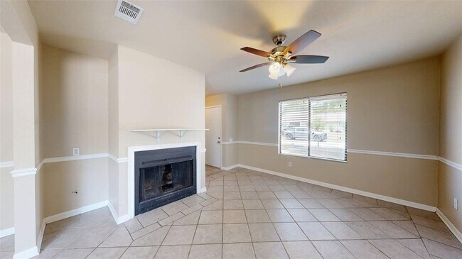 Building Photo - 1506 Lemon Tree Ln