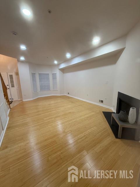 Building Photo - 60 Forest Dr