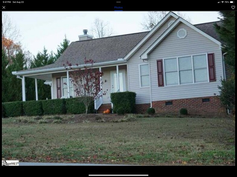 Building Photo - 395 Beechwood Dr