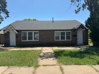 Building Photo - Completely remodeled home for rent