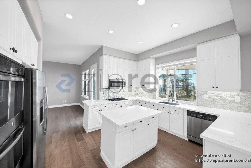 Building Photo - 23689 Castle Rock