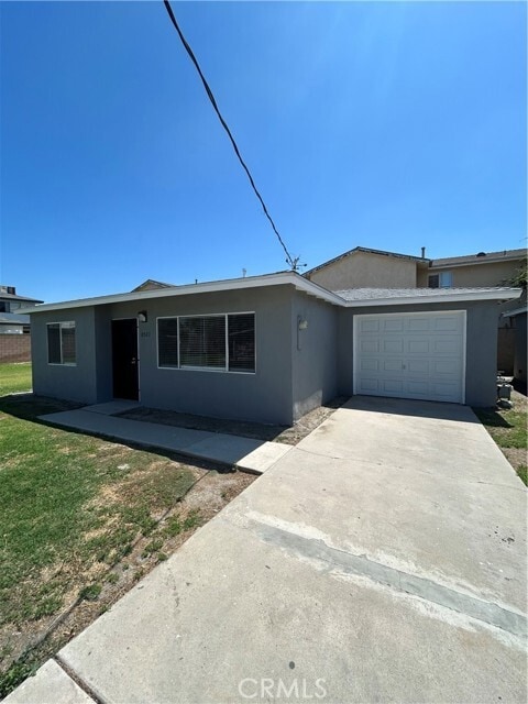 Building Photo - 8523 Cedar St