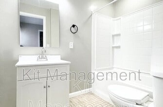 Building Photo - 2248 Broadway St