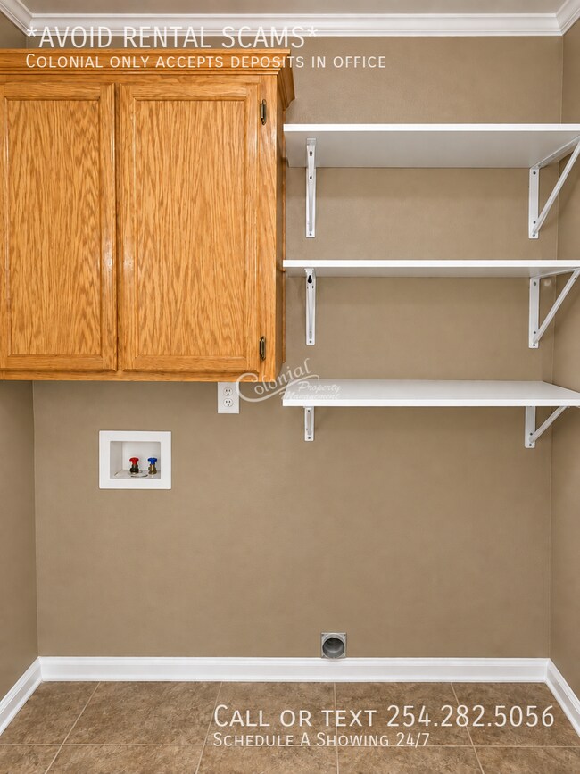 Building Photo - 4104 Crosscut Loop