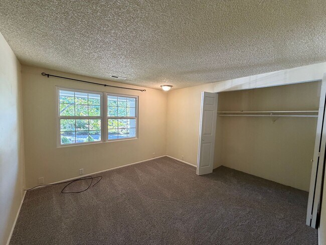 Building Photo - 2735 Almaden St