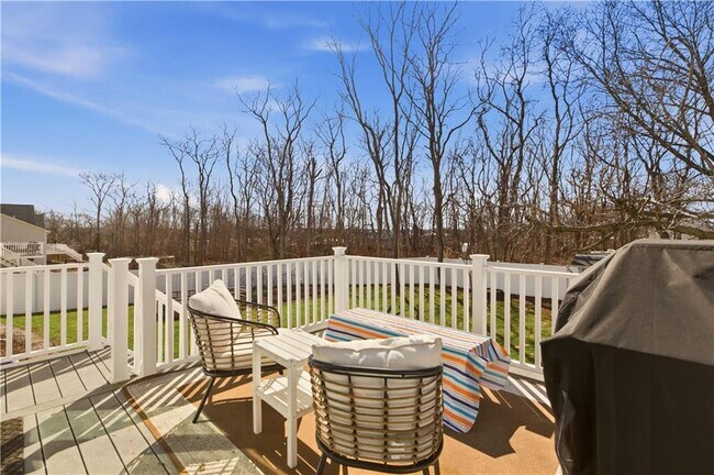 Building Photo - 3 Rego Ave