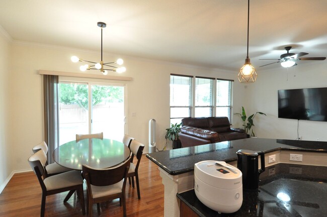 Building Photo - Great home on corner lot in Retreat at Tec...