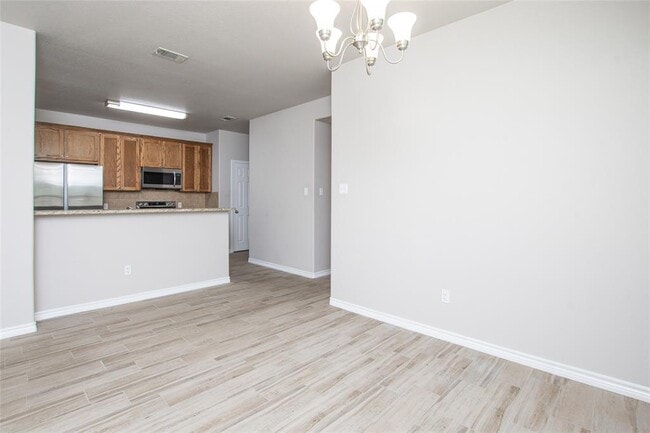 Building Photo - 344 Arnold Dr