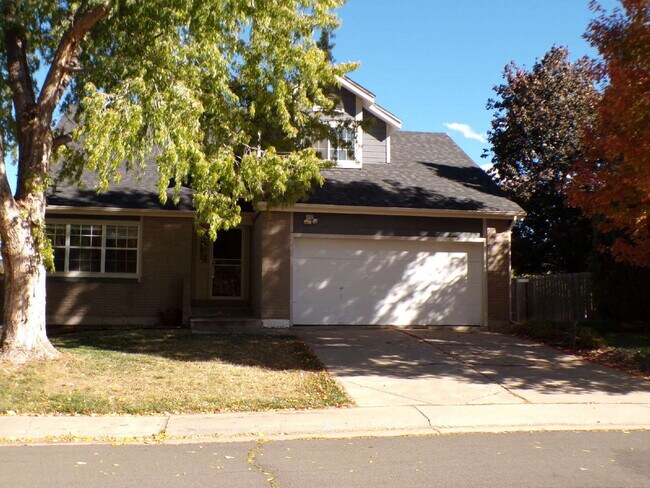 Primary Photo - Four Lakes - Centennial - 3 Bedroom - 3 Ba...