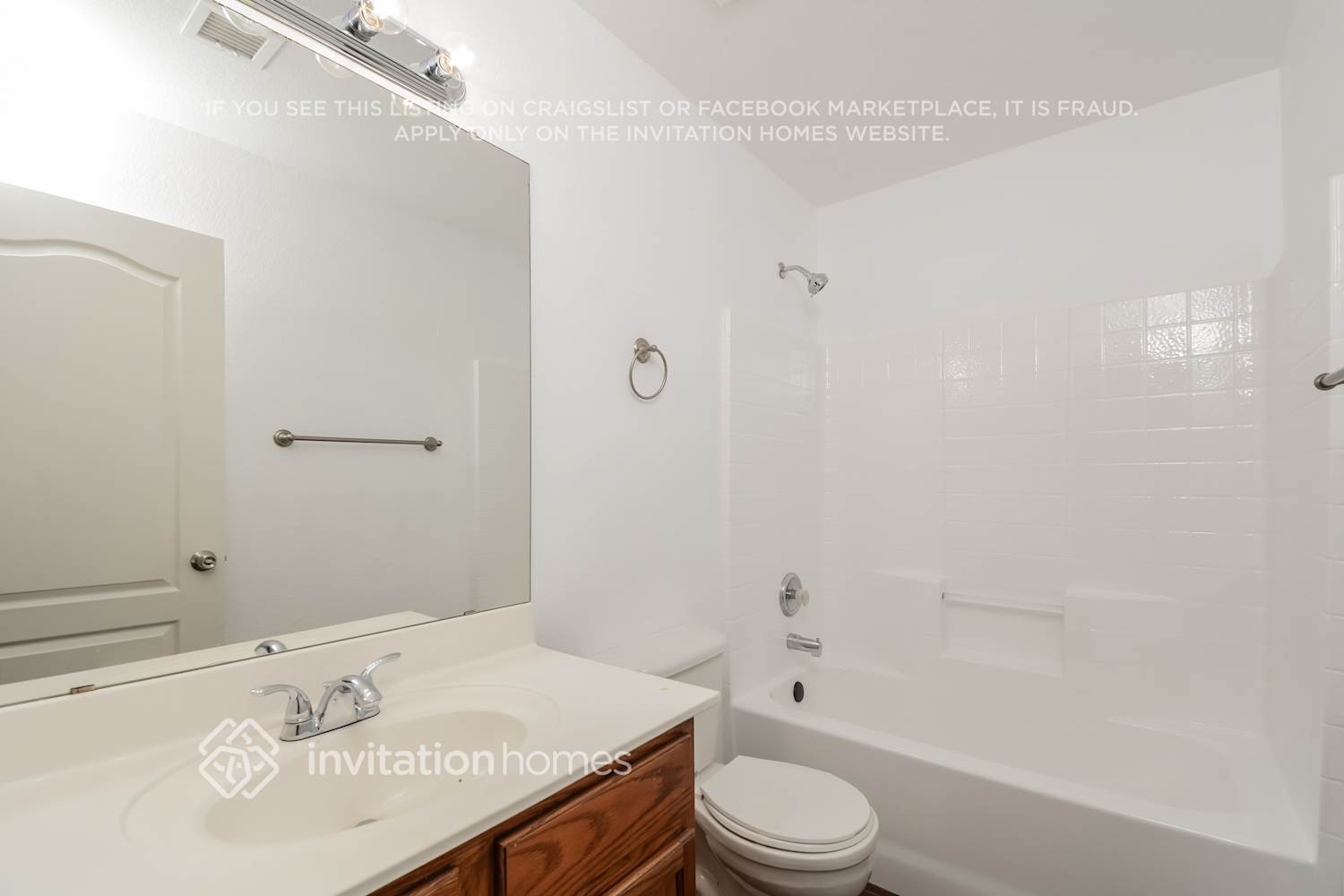 Building Photo - 15340 W Hearn Rd