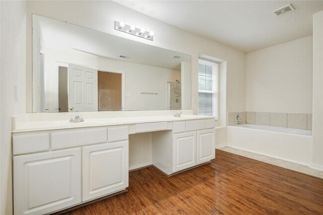 Building Photo - 3614 Clipper Winds Way