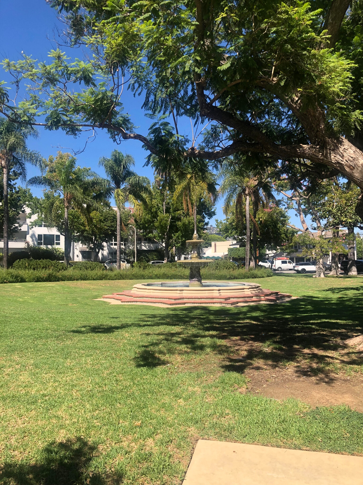 Park at Doheny and Santa Monica Blvd. - 9061 Keith Ave