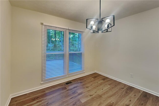 Building Photo - 4928 Olde Mill Dr