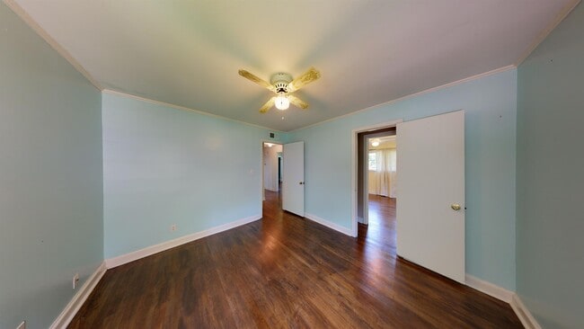 Building Photo - 3363 E Audubon Rd