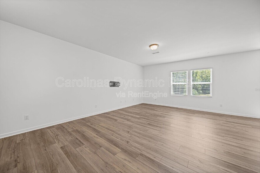 Building Photo - 7005 Bermuda Wds Rd