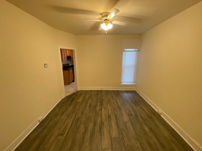 Building Photo - 547 S Redfield St