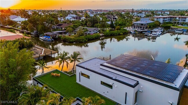 Building Photo - 1100 Sandpiper St