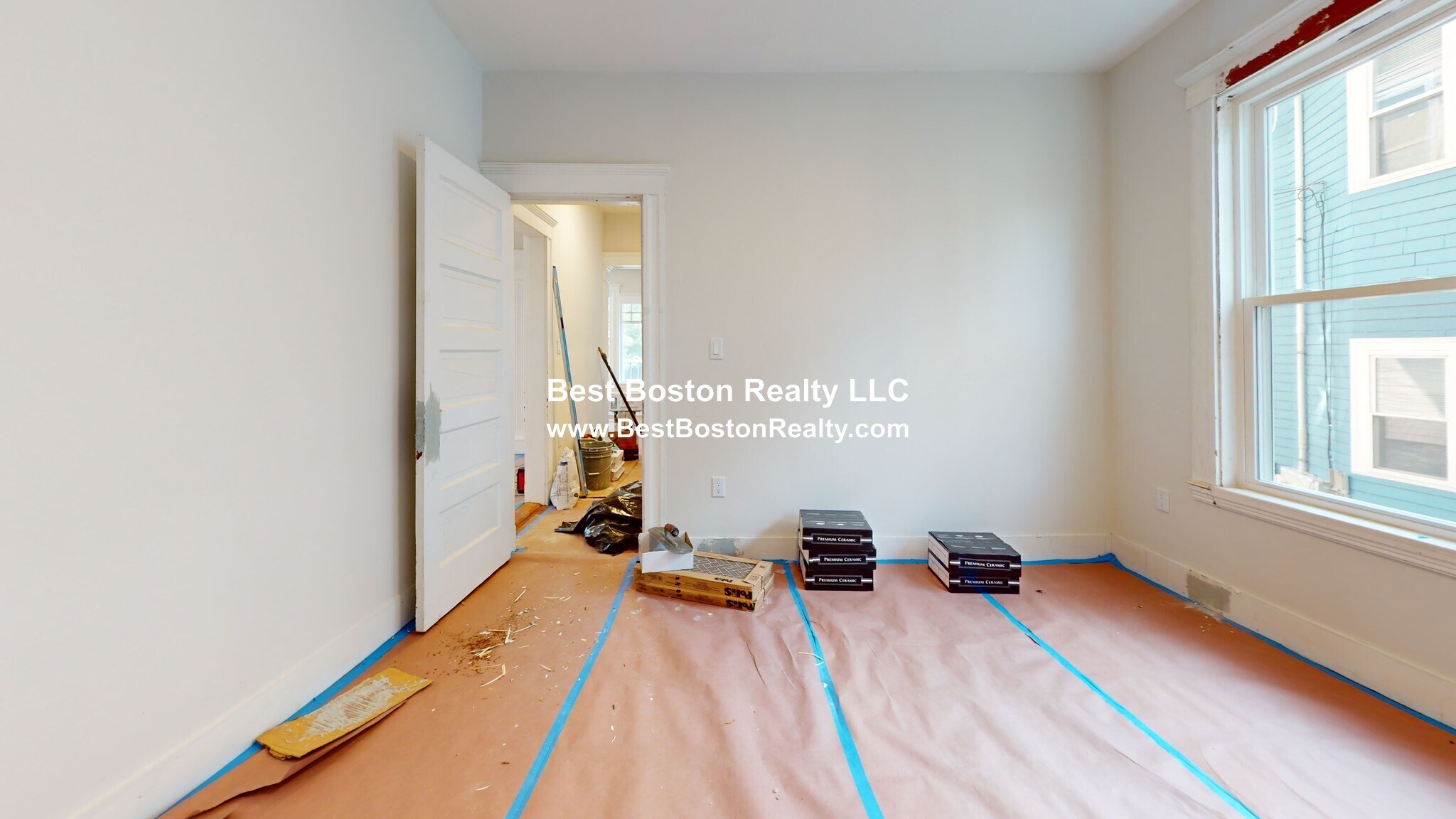 Building Photo - 47 Curtis Ave