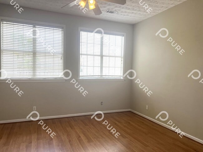 Building Photo - 8713 Ridgestone Ct