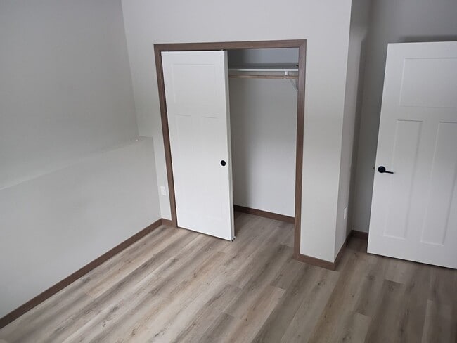 Building Photo - 3 Bed, 3 Bath, House