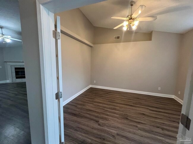 Building Photo - 7230 Annandale Dr