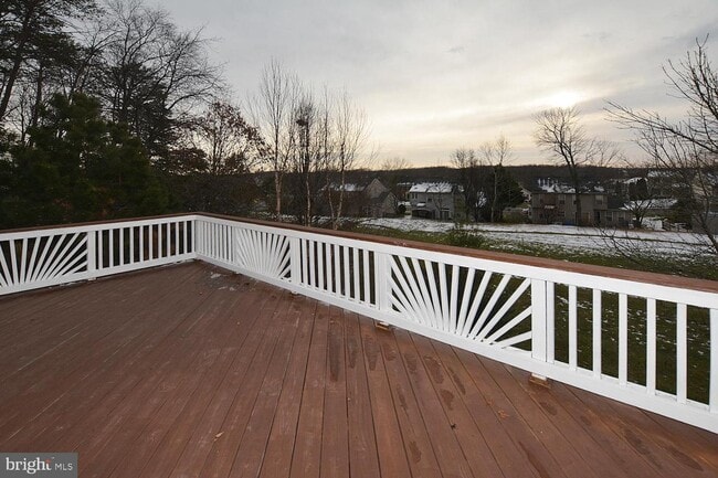 Building Photo - 43088 Shadow Terrace