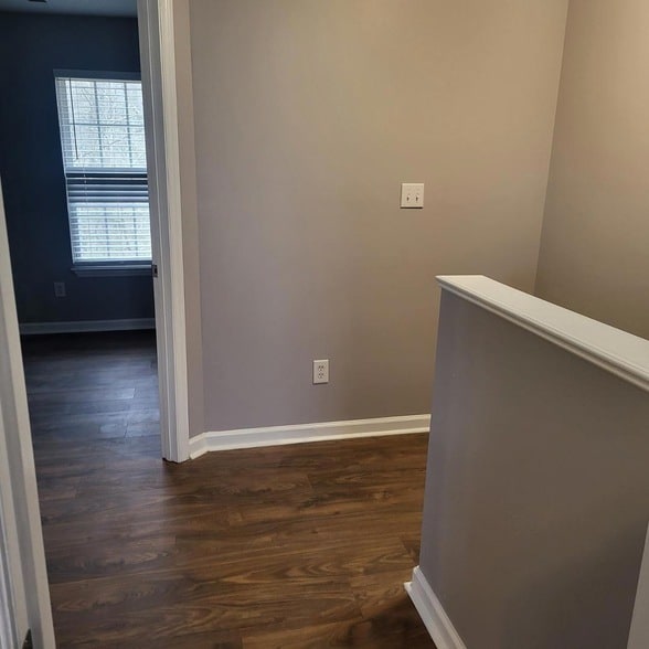 Building Photo - 1622 Briarmont Ct