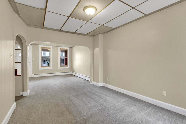 Building Photo - Coming Soon! Spacious 4 Bedroom, 1 Bath Home in North York!