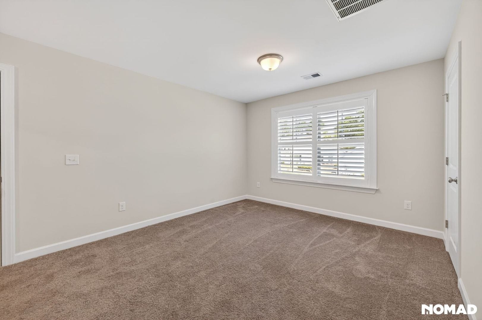 Building Photo - 121 White Stone Pl