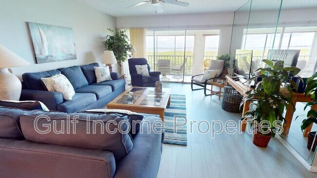 Building Photo - 1141 Edgewater Cir