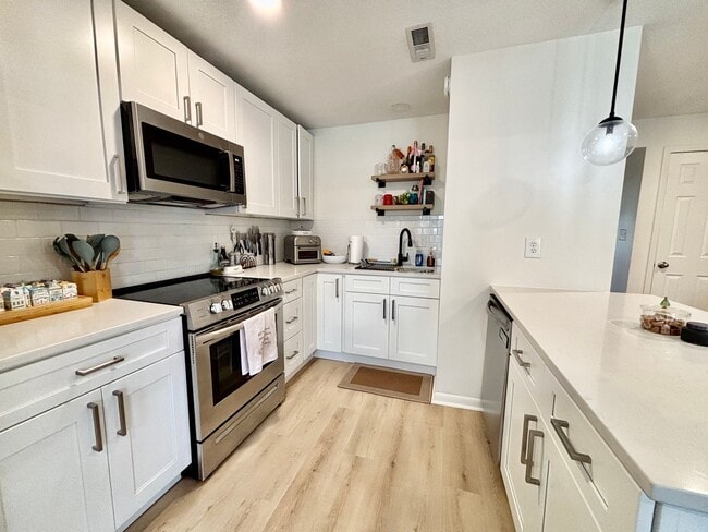 Building Photo - Westport Landings