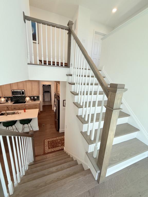 Building Photo - 3074 Summer Porch Ave