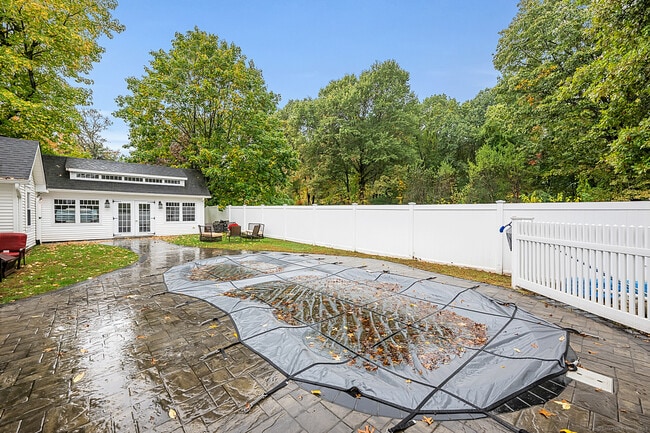 Building Photo - 46 West St