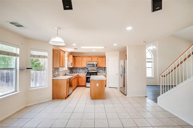 Building Photo - 11116 Los Comancheros Rd