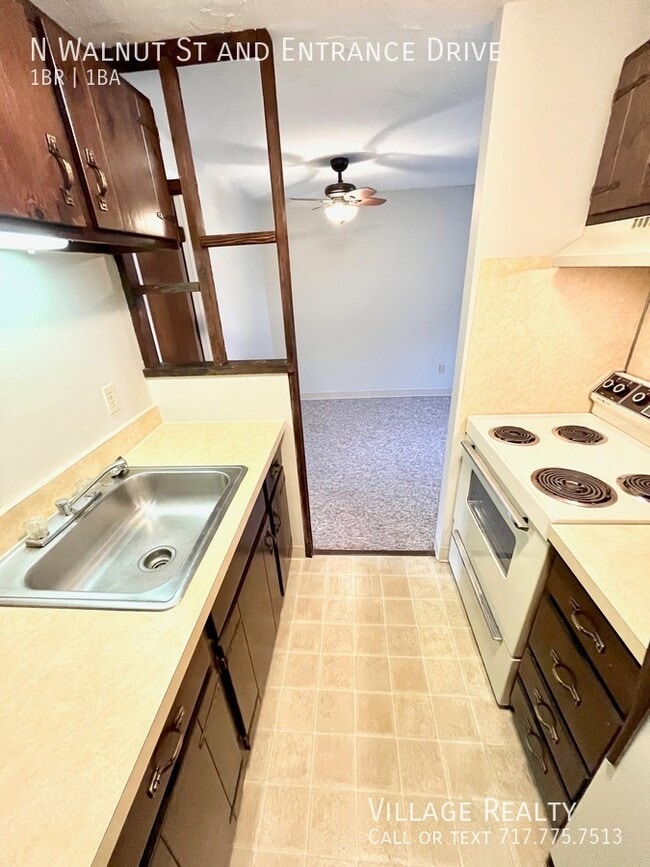 Building Photo - 312 N Walnut St