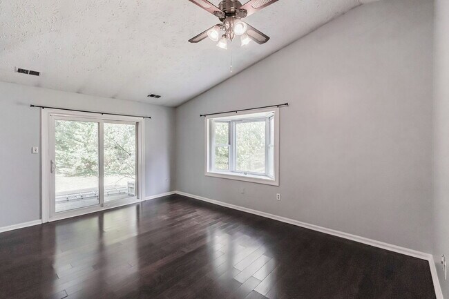 Building Photo - 2317 Valery Ct