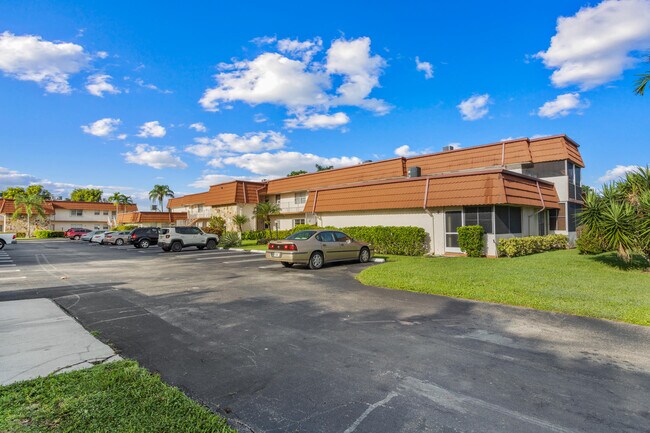 Building Photo - 12009 Poinciana Blvd