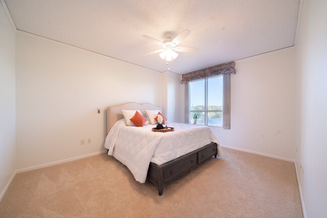 Building Photo - 1 Towers Park Ln